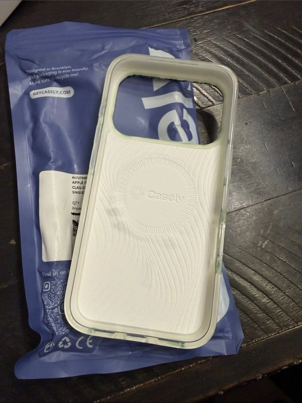 Floral Pattern Green Phone Case - Unbranded